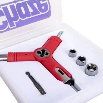 CHAVE Y CHAZE SKATE NINJA KEY COM SISTEMA DE CATRACA VERMELHA